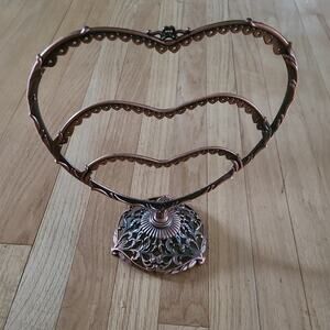 BF Heart Shaped Rose-gold Earing Stand Holder / Metalic Rose Organizer